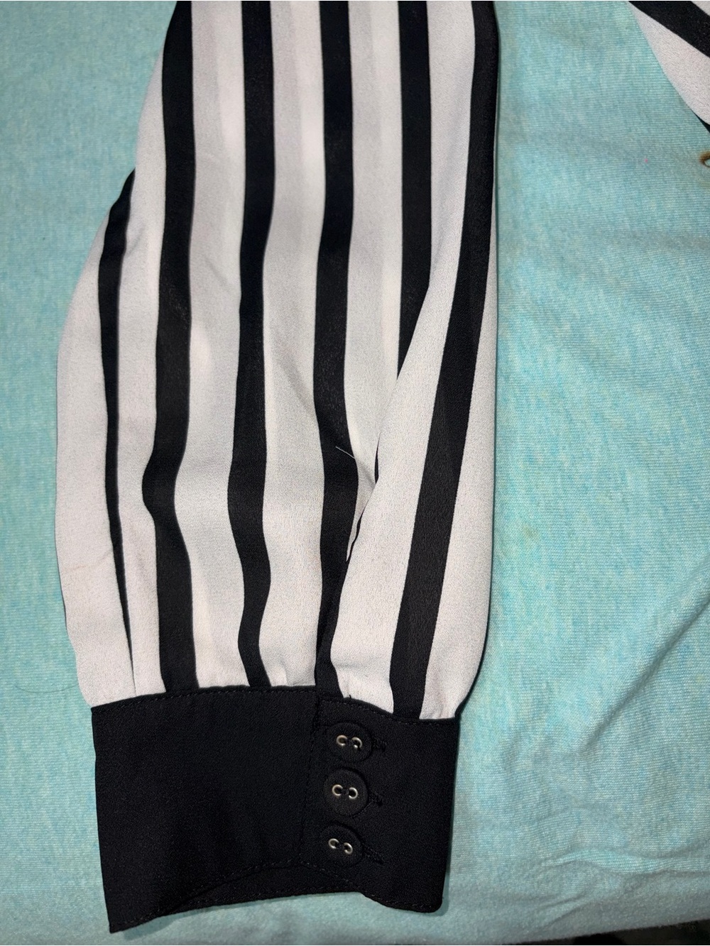 Women’s Medium UK2LA Black & White Striped Open- Front Long Sleeve Top - Picture 6 of 8